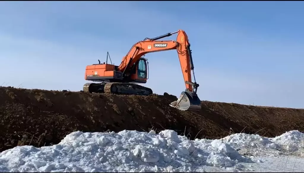 DOOSAN / DEVELON