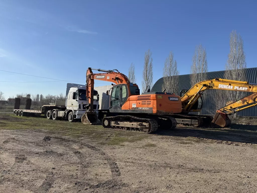 DOOSAN / DEVELON