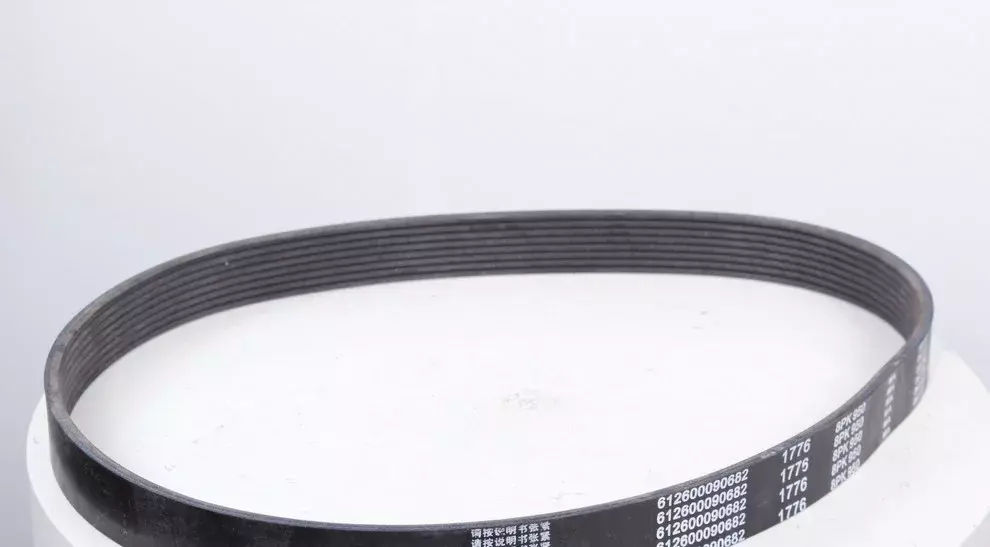 Ремень двигателя Weichai 8PK1590