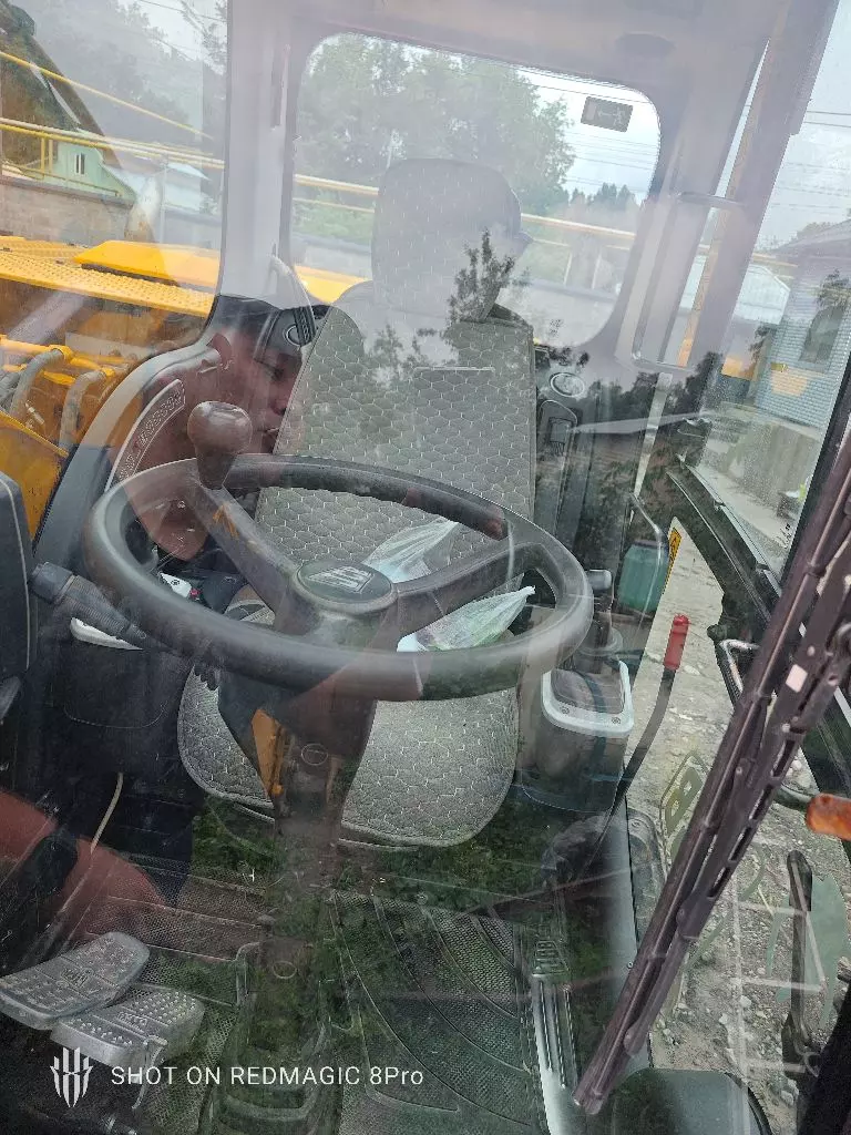 JCB JS 160W, Колесные экскаваторы