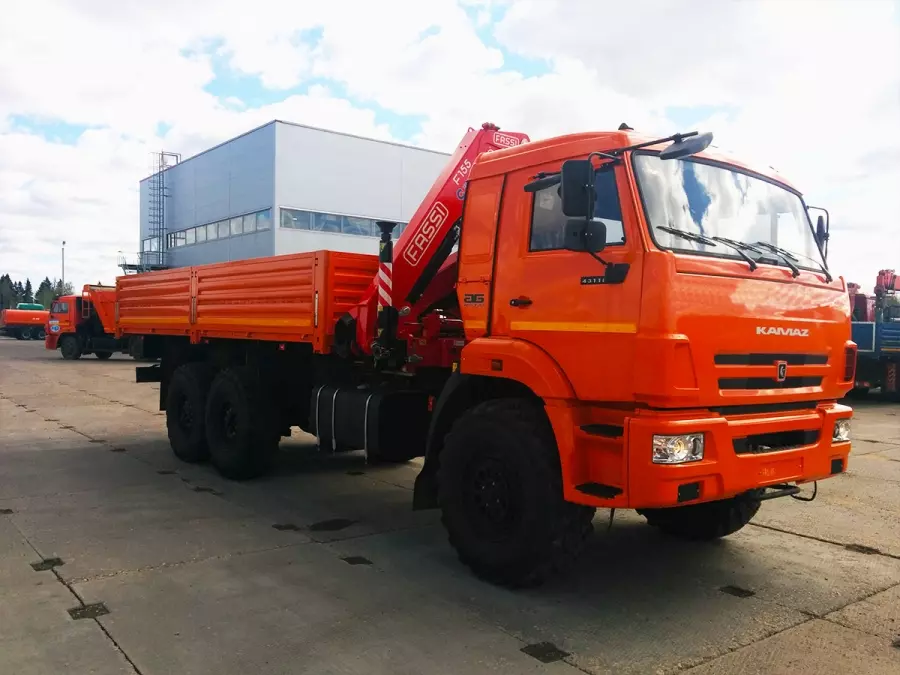 732702 (Камаз-43118), Бортовые грузовики