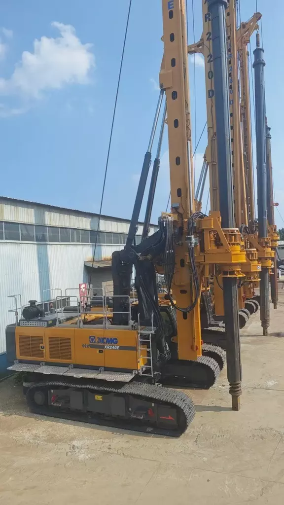 Bauer BG 25, Буровые станки для устройства свай