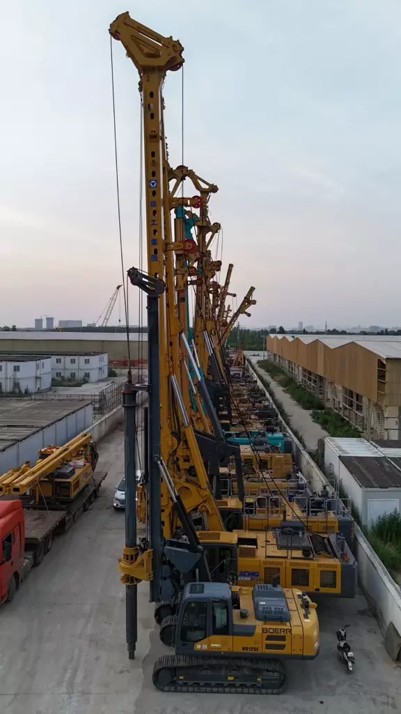 Bauer BG 25, Буровые станки для устройства свай