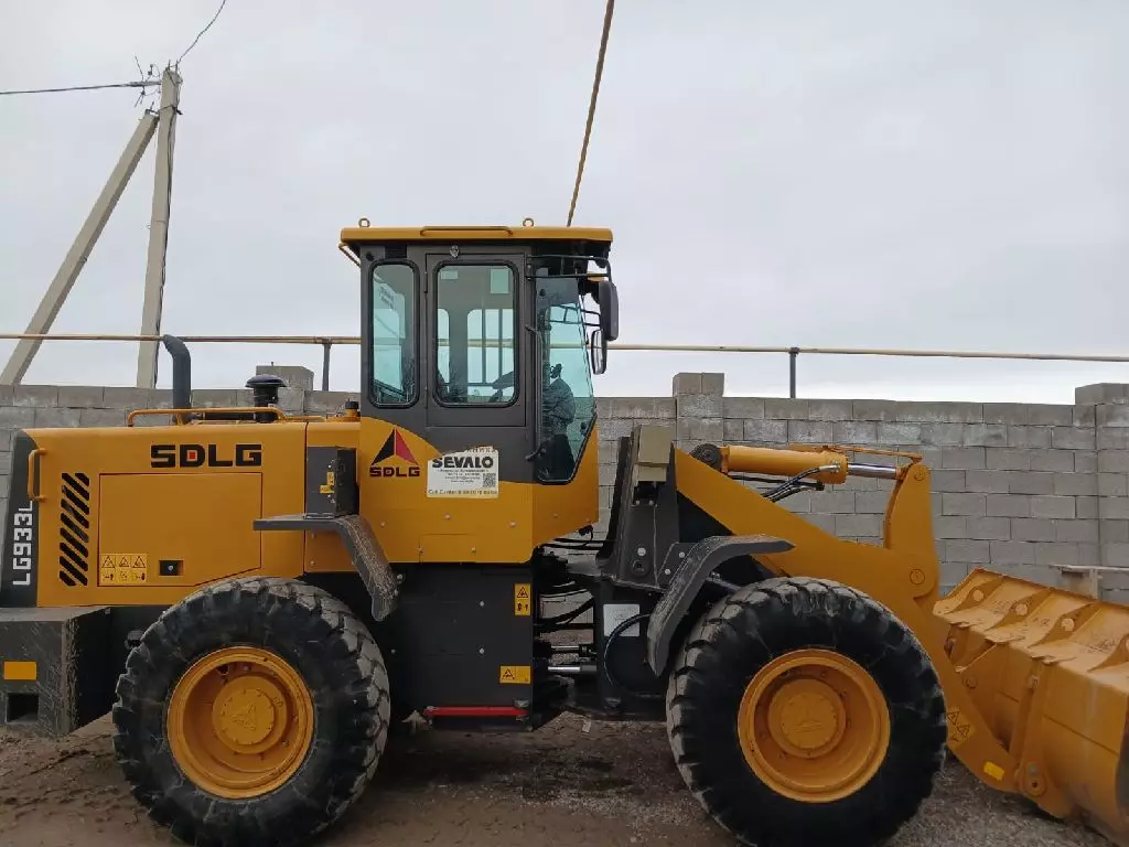 SDLG LG933L, Экскаваторы-погрузчики