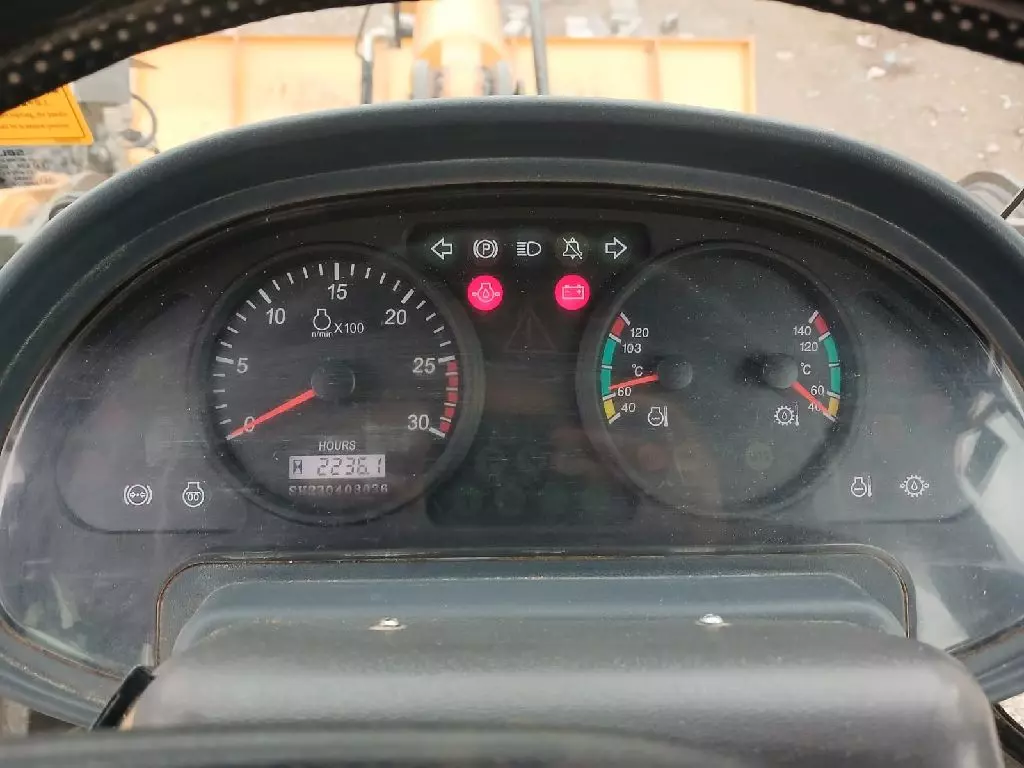 SDLG LG933L, Экскаваторы-погрузчики