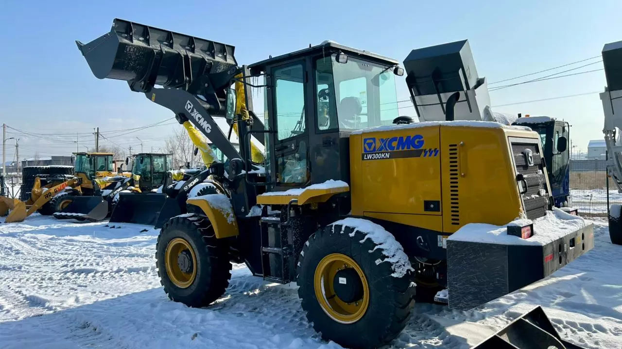 XCMG LW300KN, Экскаваторы-погрузчики
