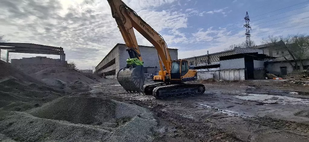 Hyundai R 330LC-9S