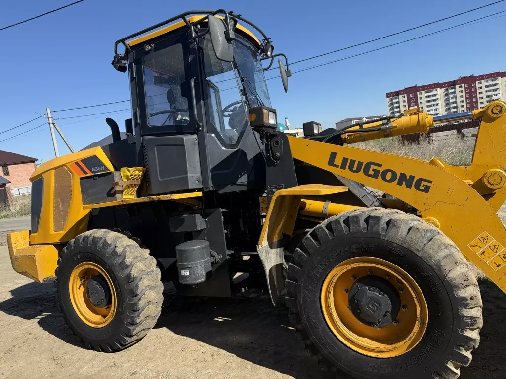 LiuGong 835H, Фронтальные погрузчики