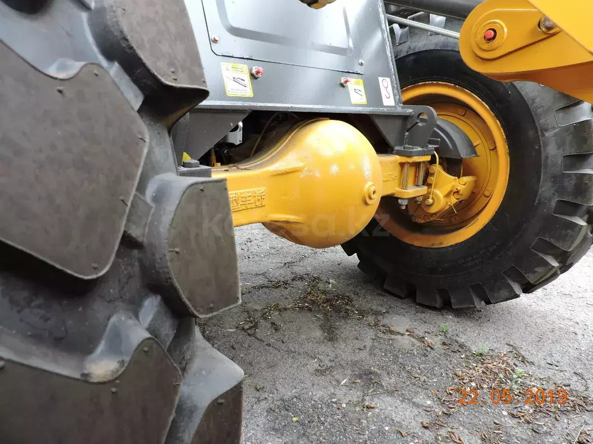 SDLG EA795F