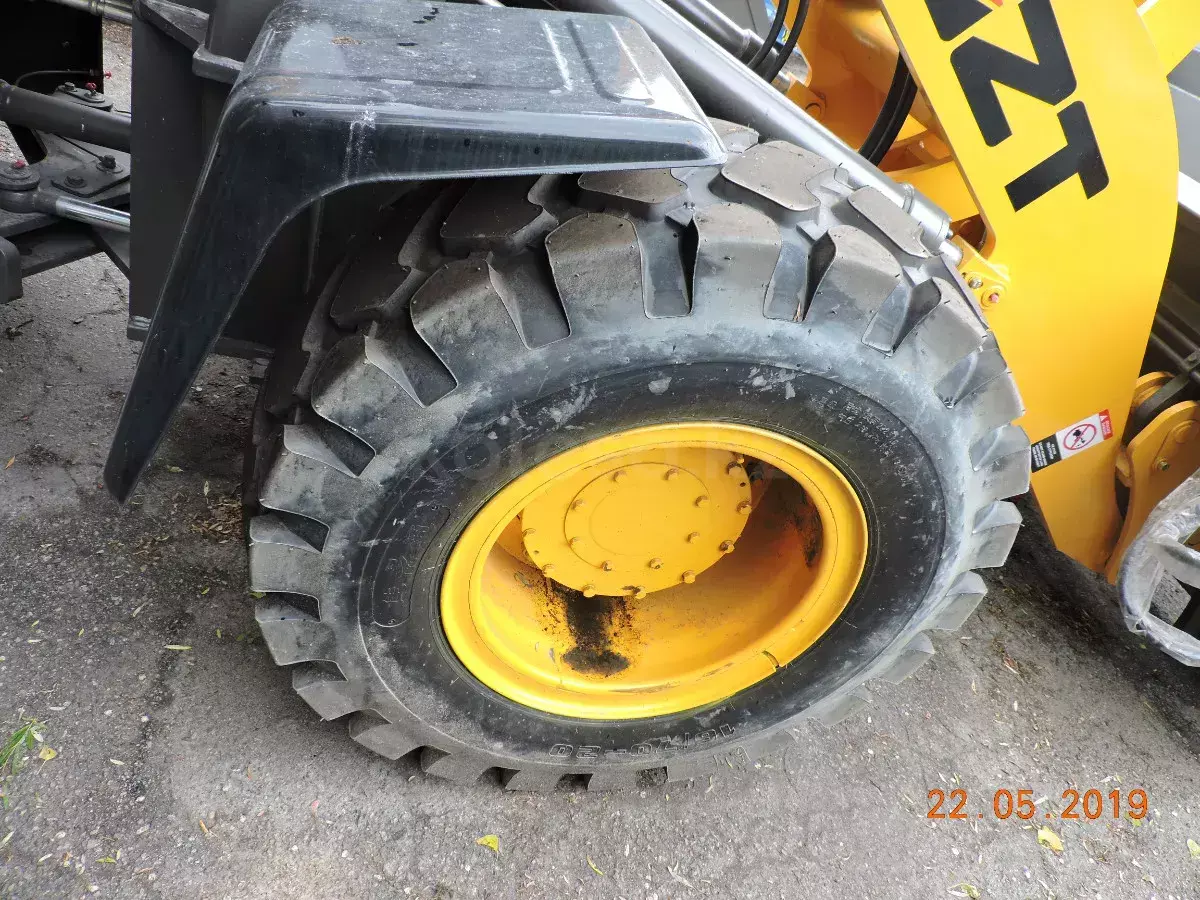 SDLG EA795F
