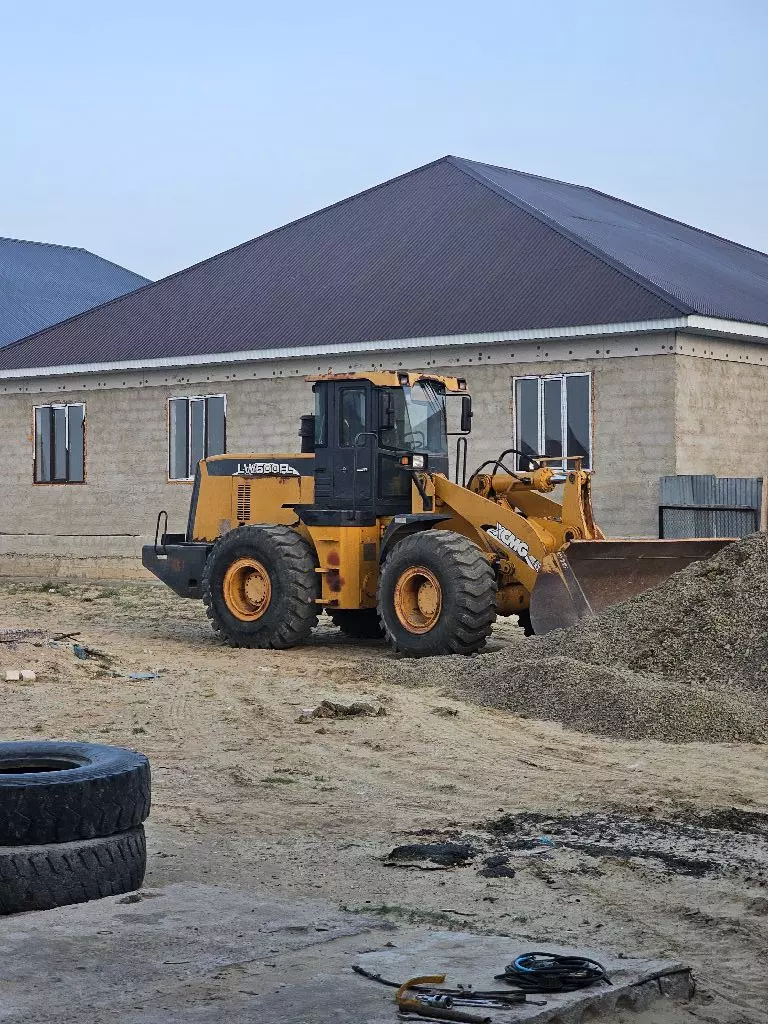 XCMG LW500F, Фронтальные погрузчики