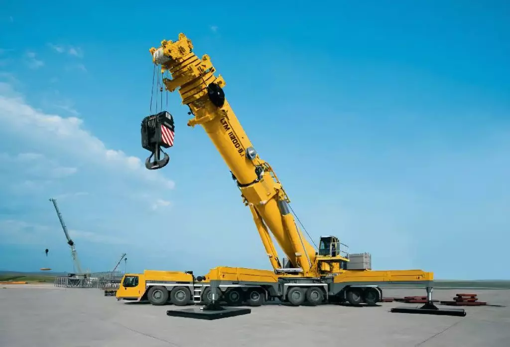 LIEBHERR