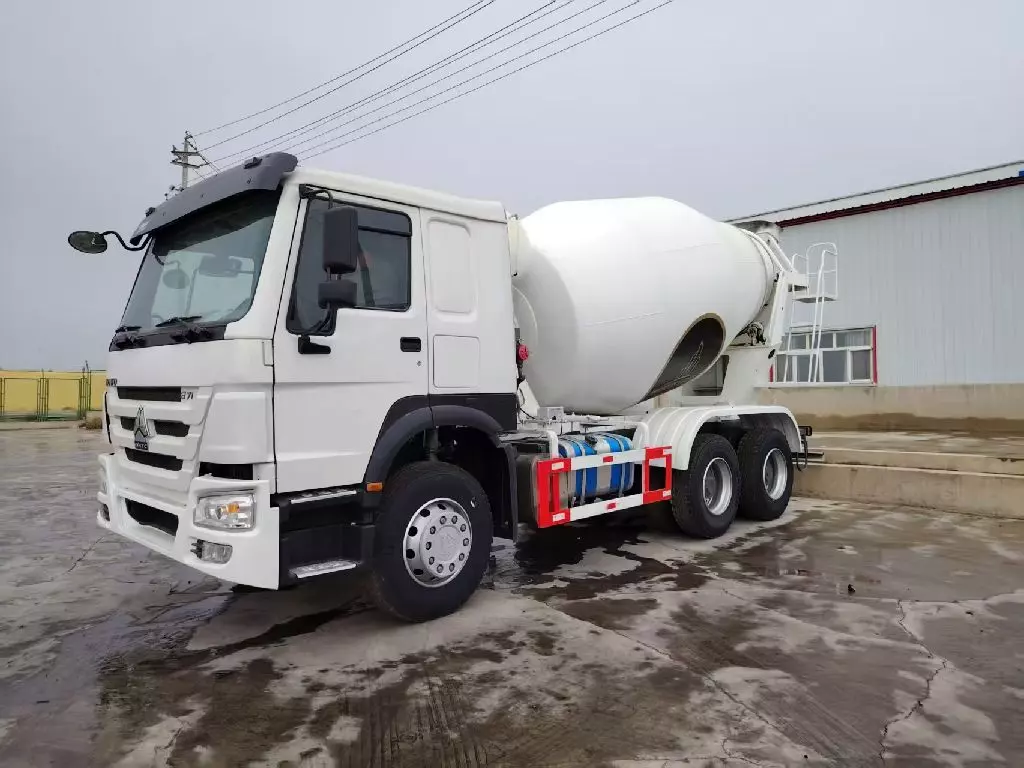HOWO A7 380, Автобетоносмесители