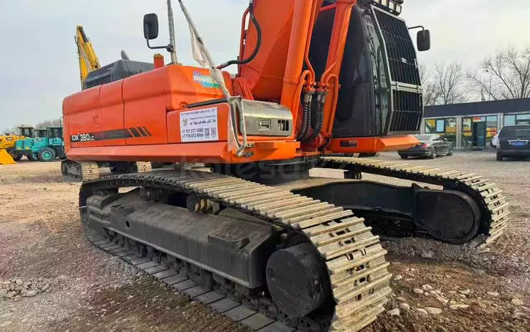 Doosan DX380LC, Гусеничные экскаваторы