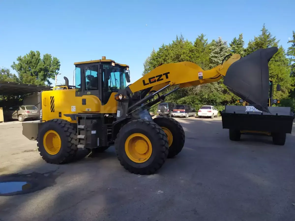 Lonking LG833N