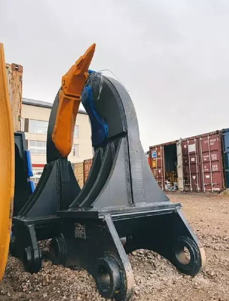 Рыхлитель на экскаватор EX330