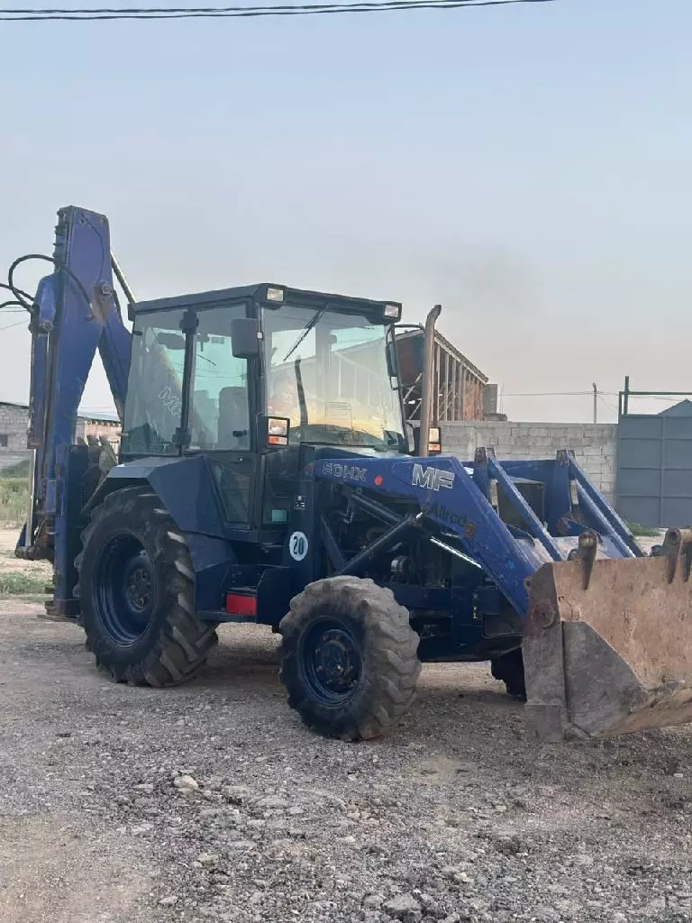 Massey Ferguson MF50B, Экскаваторы-погрузчики