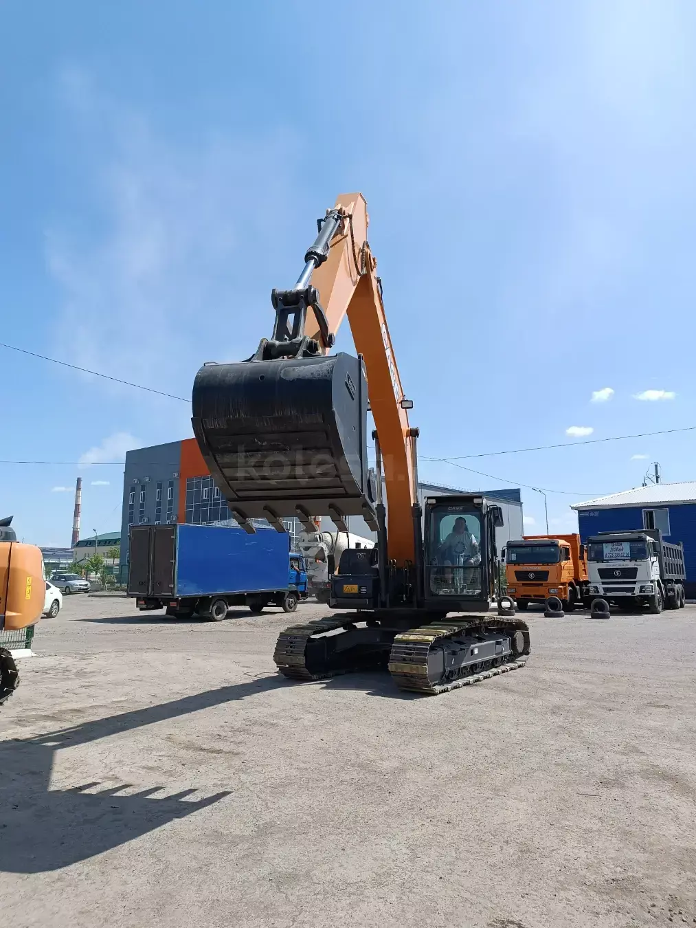 Case CX210C