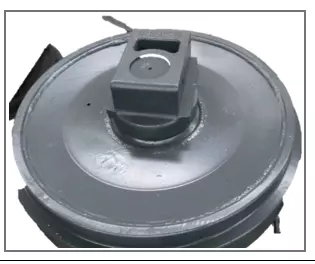 Колесо направляющее HITACHI ZX240LC-3 9242965
