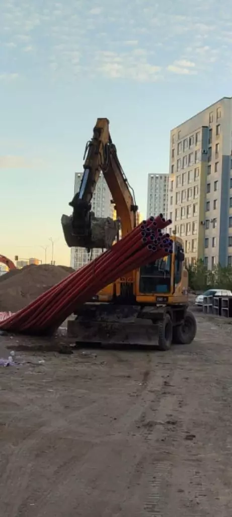 HYUNDAI R150W-7, Экскаваторы-погрузчики