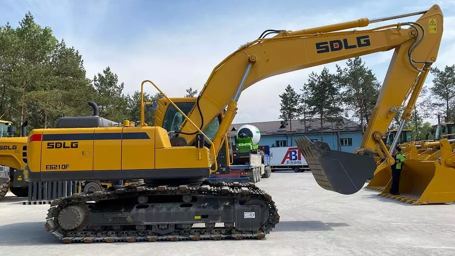 SDLG E6800H