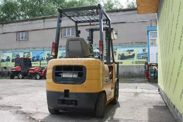 Mitsubishi FG15