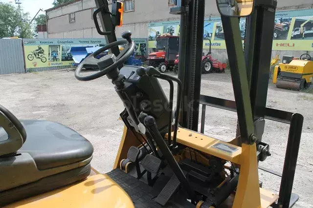 Mitsubishi FG15