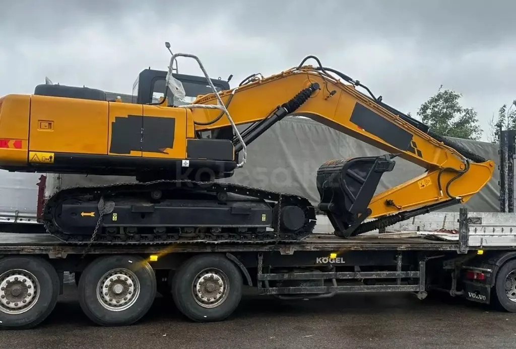 Sany SY215C, Гусеничные экскаваторы