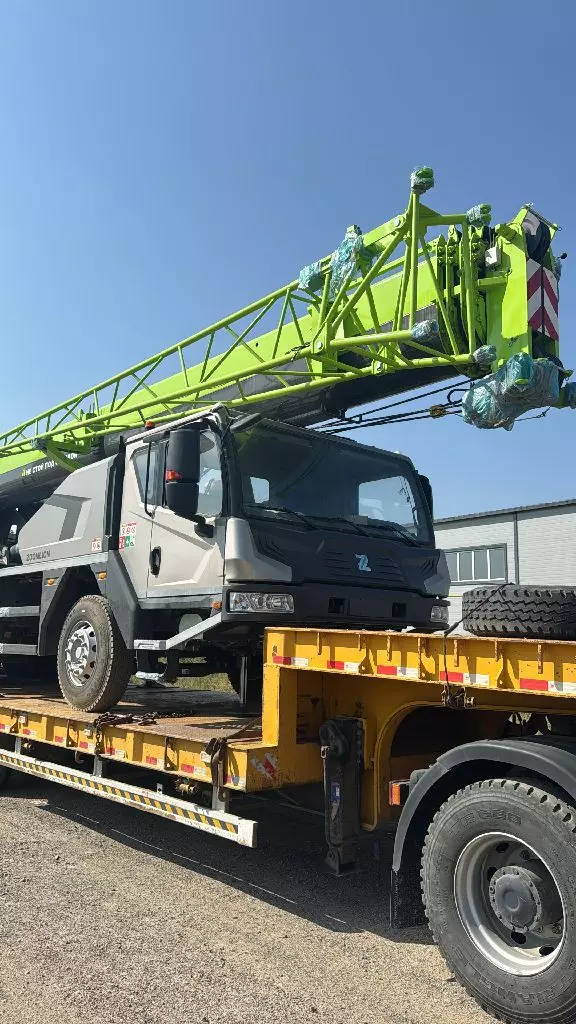 Zoomlion ZTC300V, Автокраны