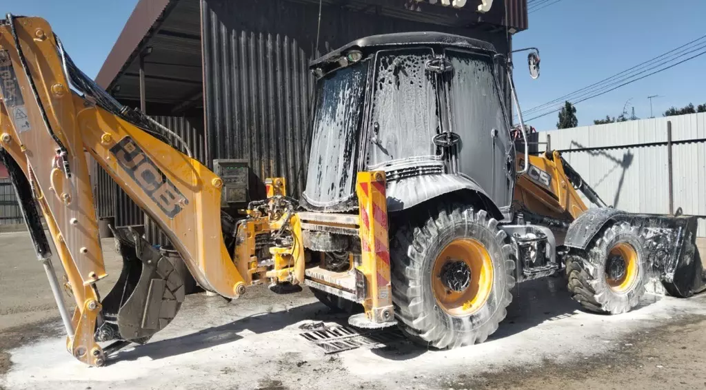 JCB