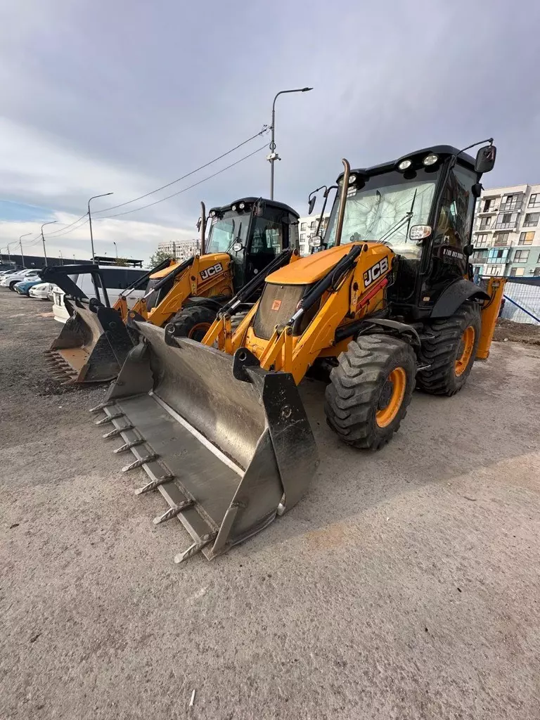 JCB