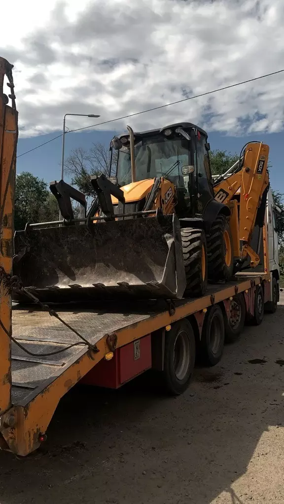 JCB