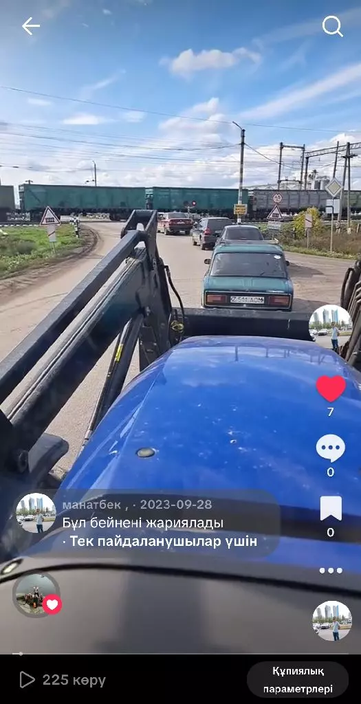 Экскаваторы-погрузчики,Тракторы,Вилочные автопогрузчики,Вилочные электропогрузчики,Дорожноремонтная техника