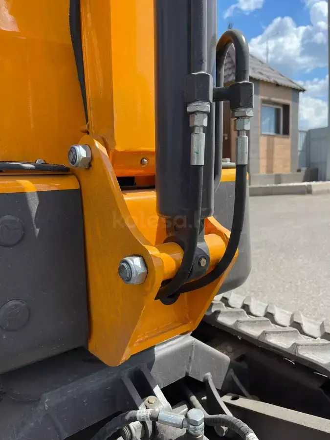 Rhinoceros XN10