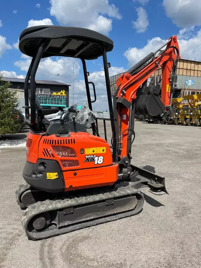 Rhinoceros XN18