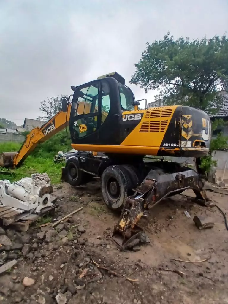 JCB JS 160W, Колесные экскаваторы