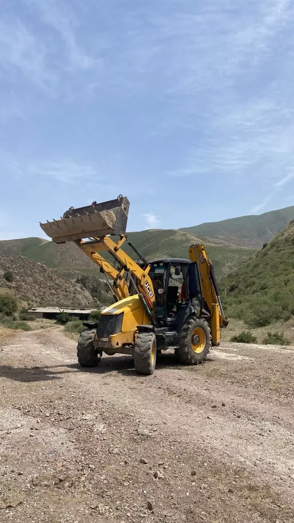 JCB