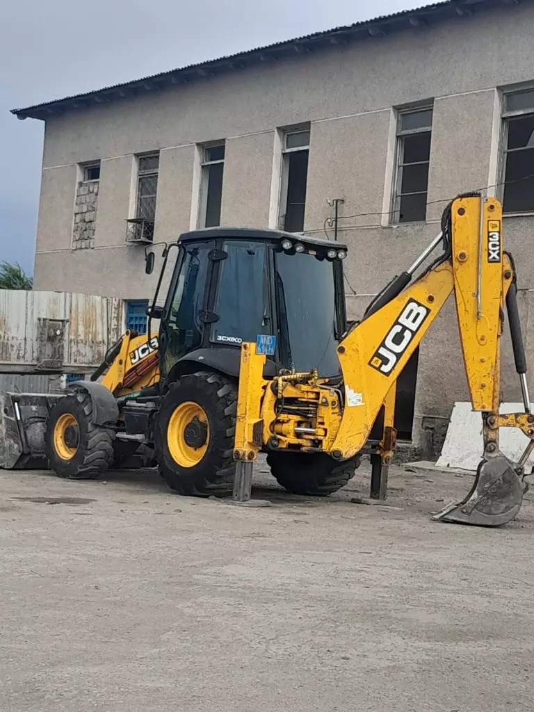 JCB