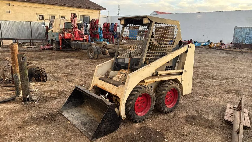 Bobcat B780