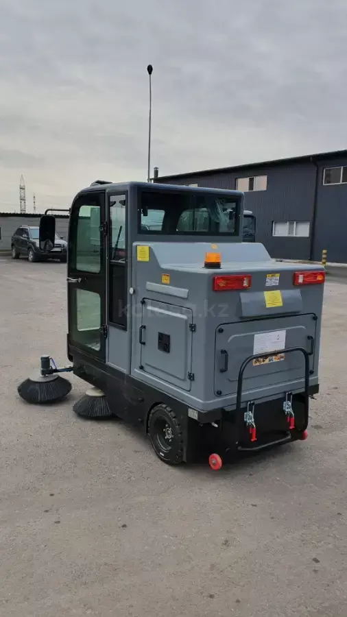 LGMG YANGZI YZ-S11