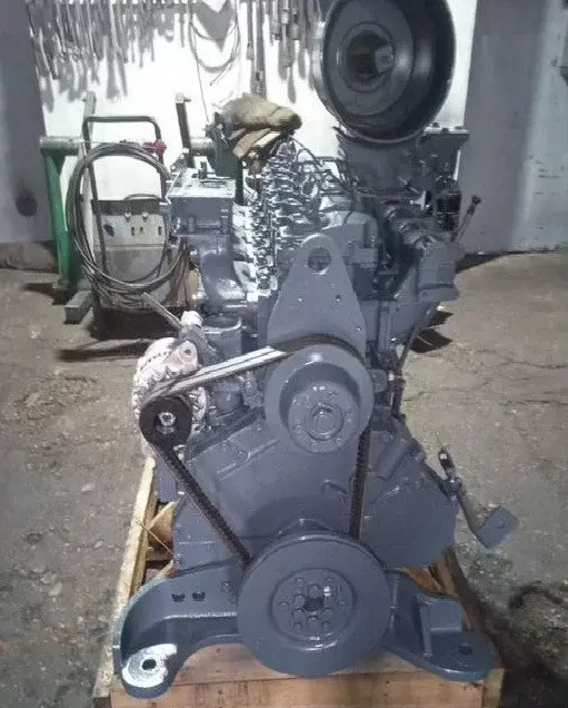 Двигатель KOMATSU SA6D125E-2 -3