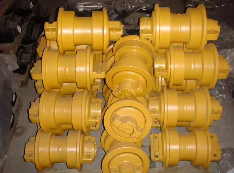 Каток опорный двубортный Komatsu D155