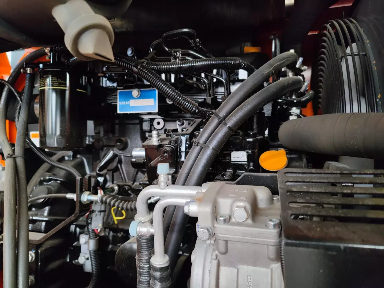 Yanmar B37-2