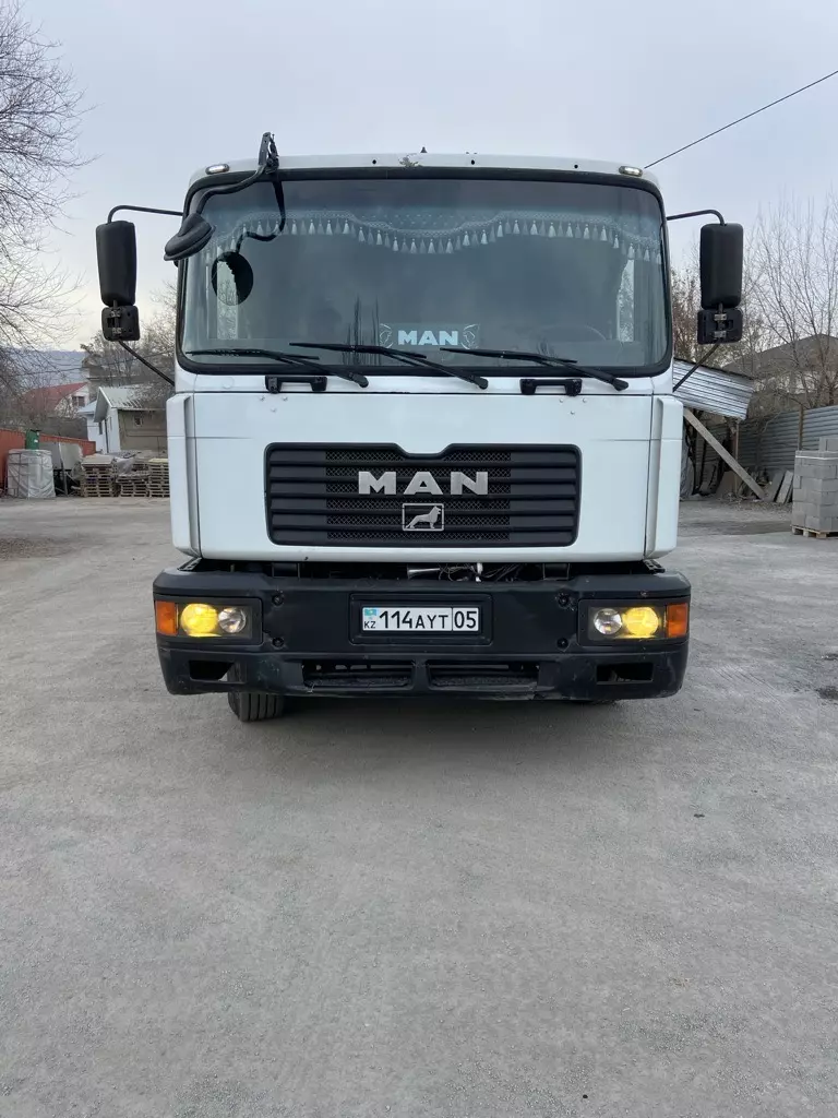 MAN