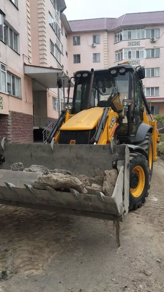 JCB