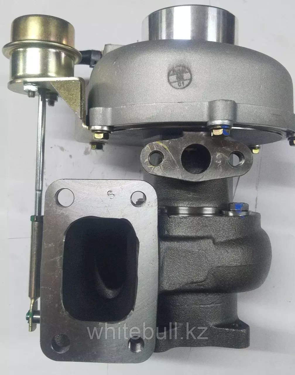 Турбина D38-000-74. JP70S. 00JP070S000. D4114ZLG2B Код: D38-000-74. JP7S. D38