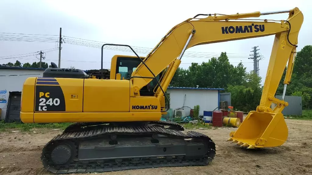 Komatsu PC240LC