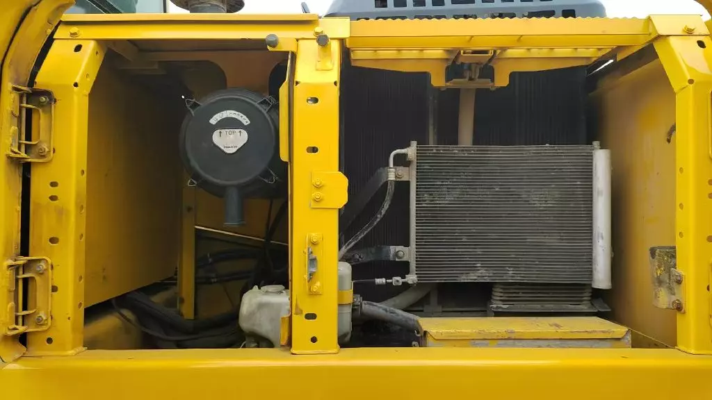 Komatsu PC240LC