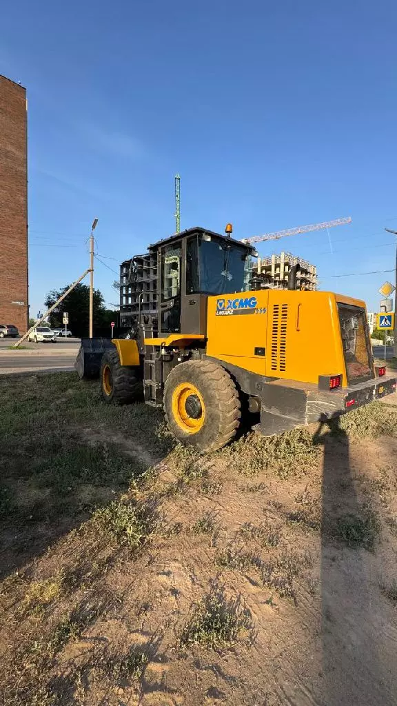 XCMG LW330KZ, Фронтальные погрузчики
