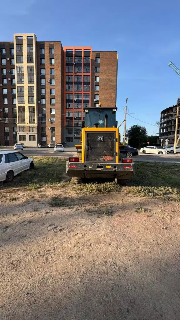 XCMG LW330KZ, Фронтальные погрузчики